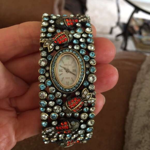 Heidi Daus Koi Fish Set - Picture 2 of 12